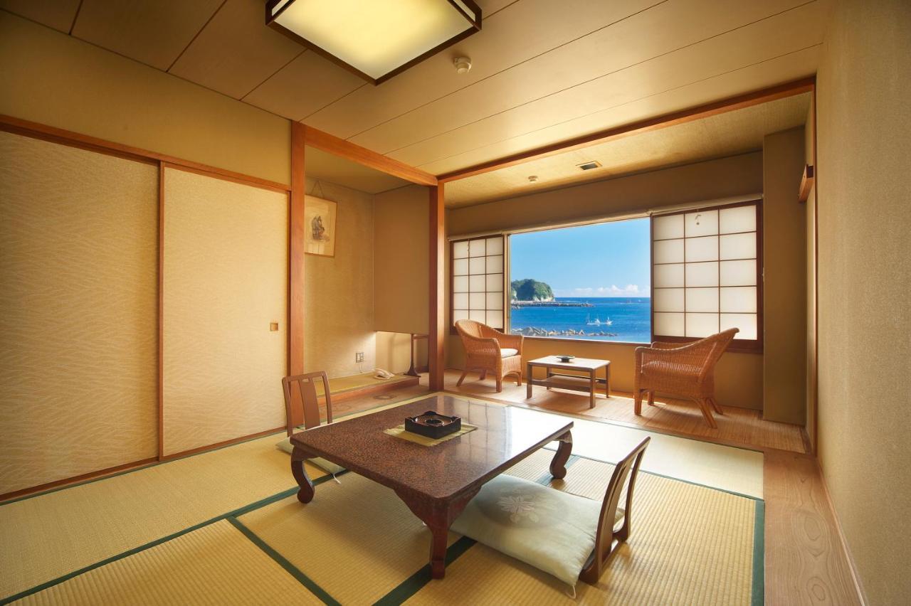 黒潮の宿 臨海荘 -Kuroshio No Yado Rinkaisou- Kacuura Exteriér fotografie